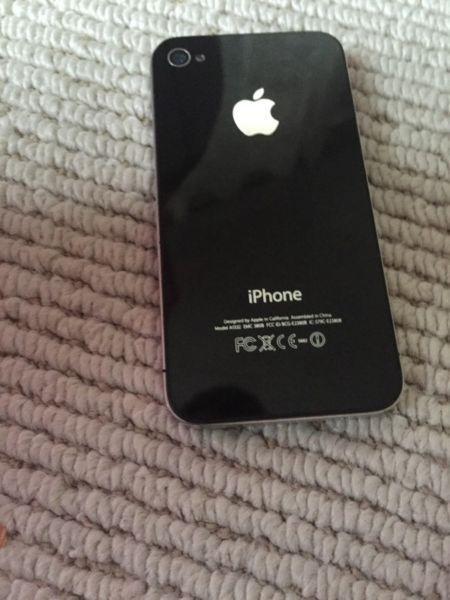 iPhone 4 unlocked fairly new 16gb