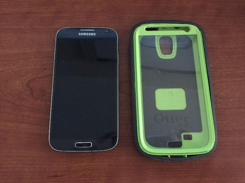 Samsung Galaxy S4 + Defender Otter Box Case - Excellent Conditio