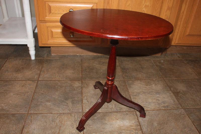 2 TILT Top Tables