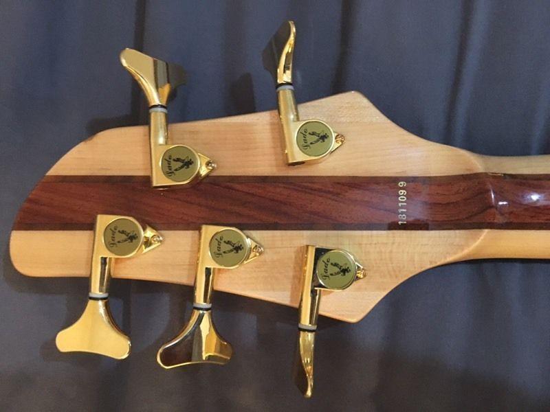 Lado Hawk 5-string Bass