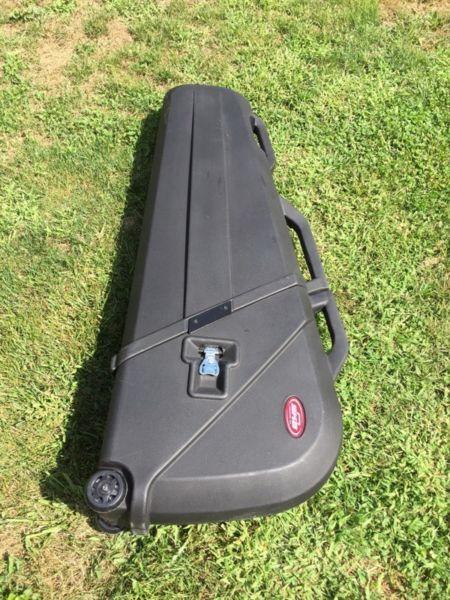 SKB Guitar or Bass Case Like New