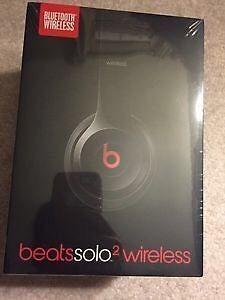FACTORY SEALED BRAND NEW beats solo 2 wireless