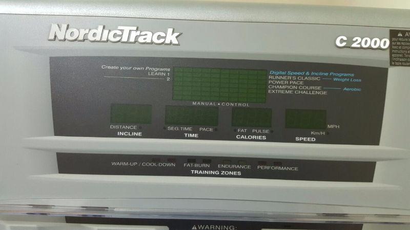 Treadmill NordicTrack C2000 for 350 only, very good Condition