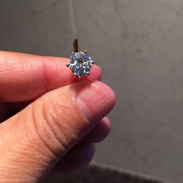 14k 1.50 ct Moissanite Forever One (New) need it gone