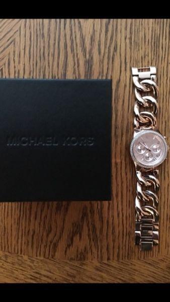 Beautiful brand new Michael kors rose gold watch