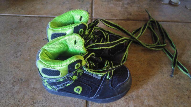2 pairs infant boy shoes