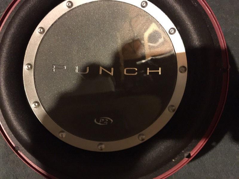 I'm selling two Rockford Fosgate Punch 10 inch subwoofers