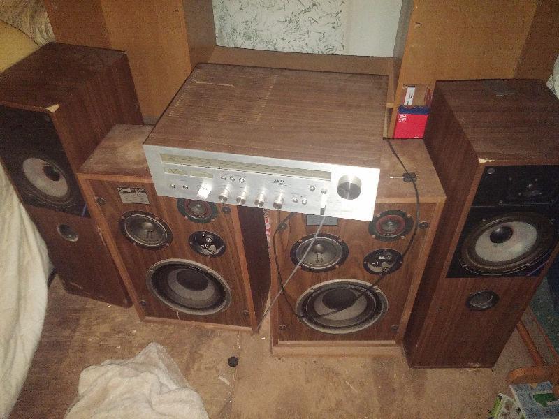 Old but load home sound system