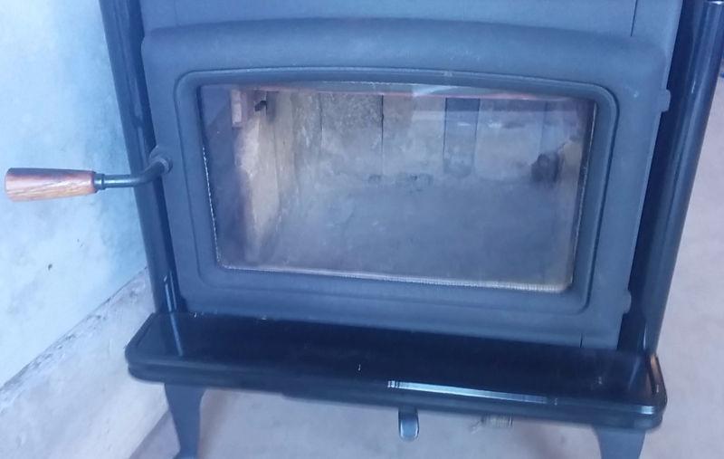 Beautiful glass fronted woodstove - Pacific Energy Spectrum