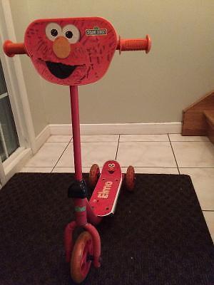 Elmo scooter