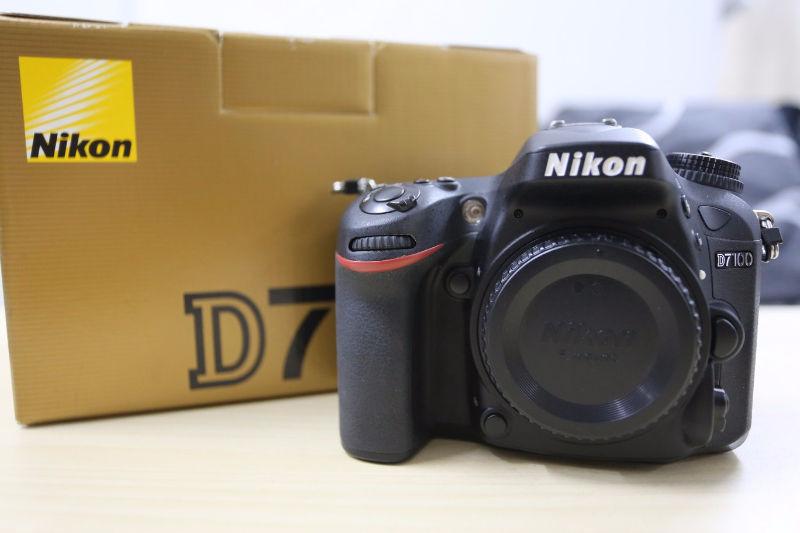 Nikon D7100 in perfect condition