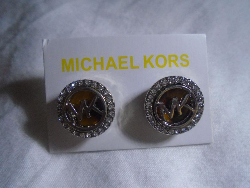 BOUCLE D'OREILLE MICHEAL KORS (NEUF) COULEUR ARGENT