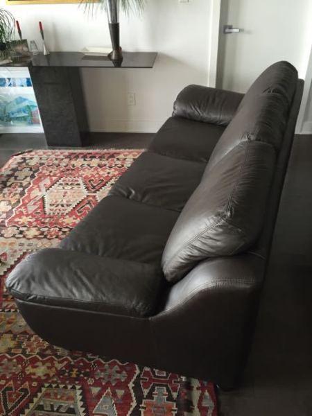 Leather sofa, excellent quality-Sofa en cuir, excellente qualité
