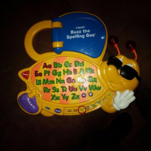 VTECH BUZZ THE SPELLING BEE ELECTRONIC LEARNING EDUCATIONAL SYST