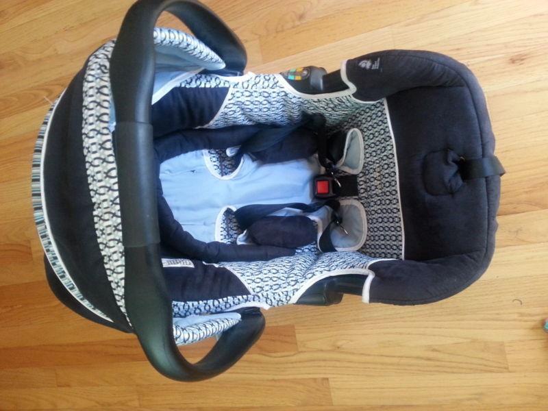 Lux Car seat and Base