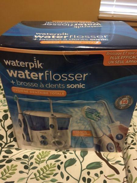 Watertip waterflosser