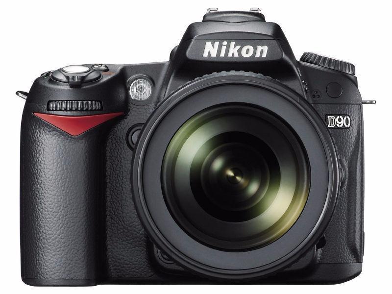 Nikon D90 DX 12.3MP Digital SLR Camera with Nikkor Zoom Lens