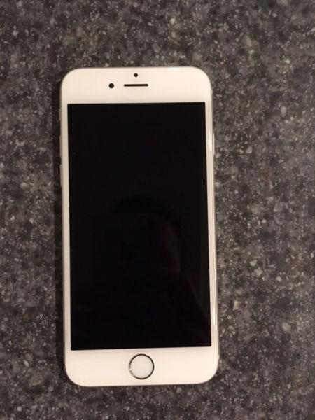 *new* iPhone 6 16gb with case