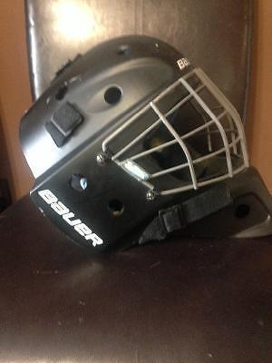 NME5 Bauer goalie helmet