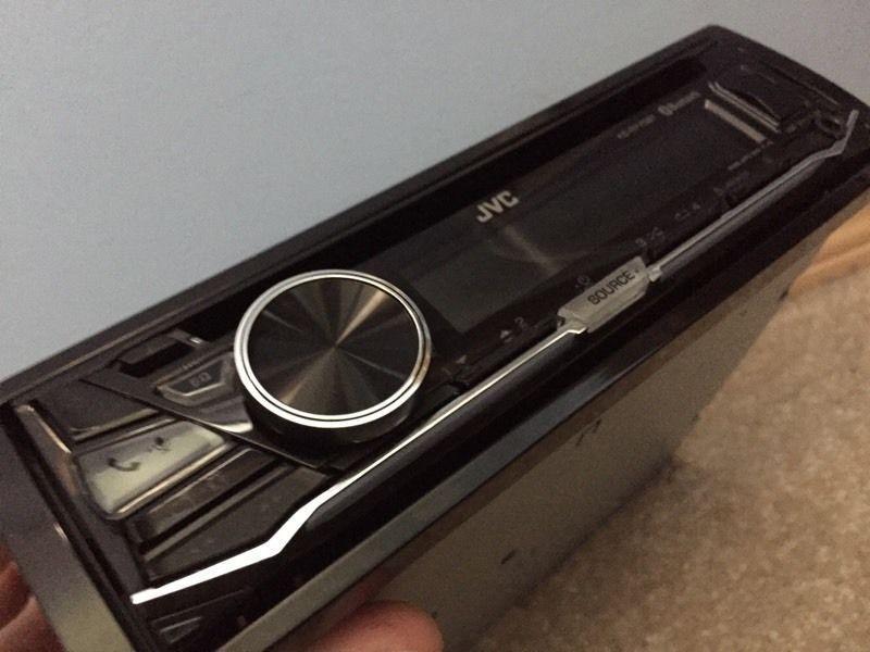 Wanted: JVC car deck with honda 2002-2005 kit