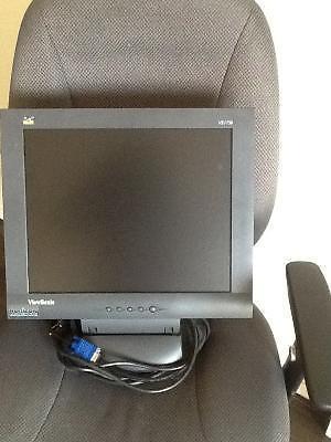 External monitor with vga cable