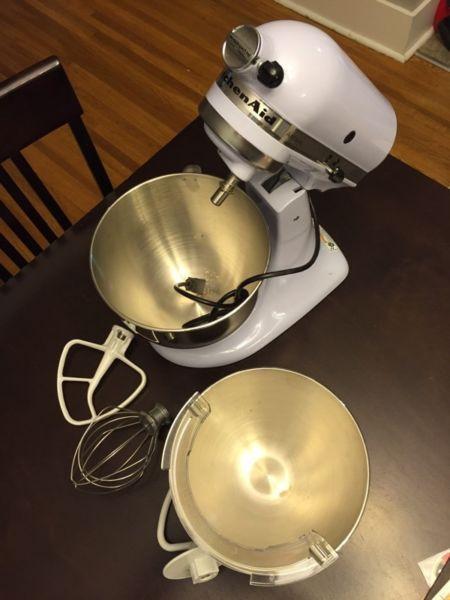Like new mixer with accessories!
