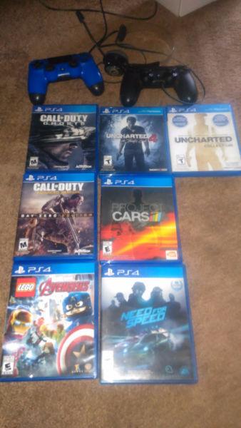 Ps4 two controllers anb 8 games