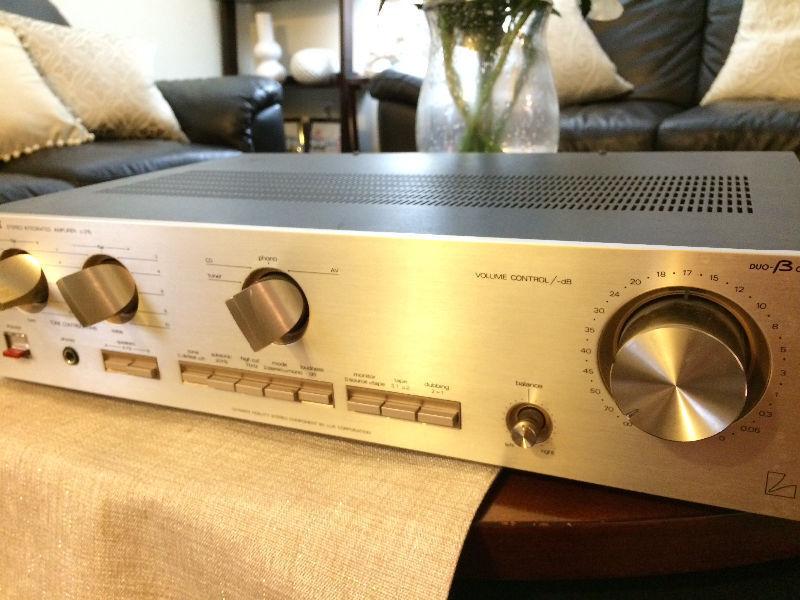 Luxman stereo integrated amplifier L-215