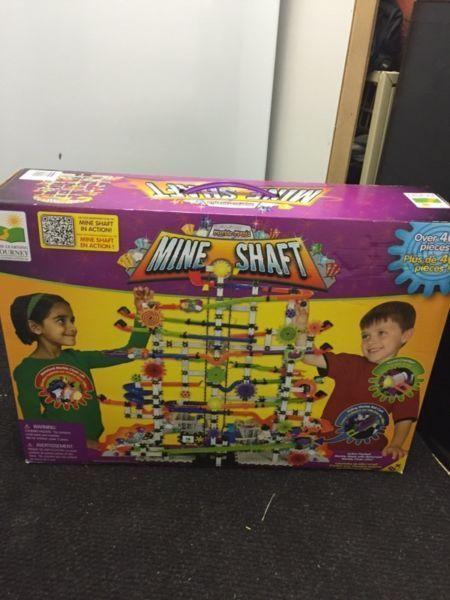 Mine Shaft kids toy - brand new