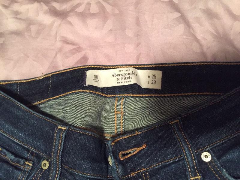 A & F jeans size 0/25
