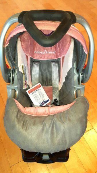 Baby trend carseat -pink and grey