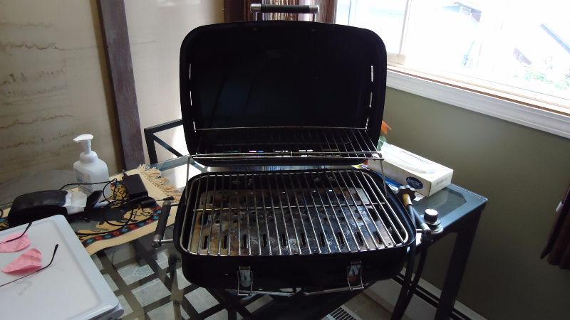 PORTABLE GAS GRILL!!!