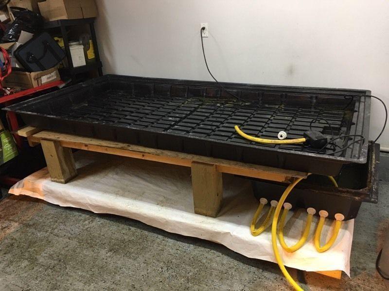 Hydroponics grow flood table and parts