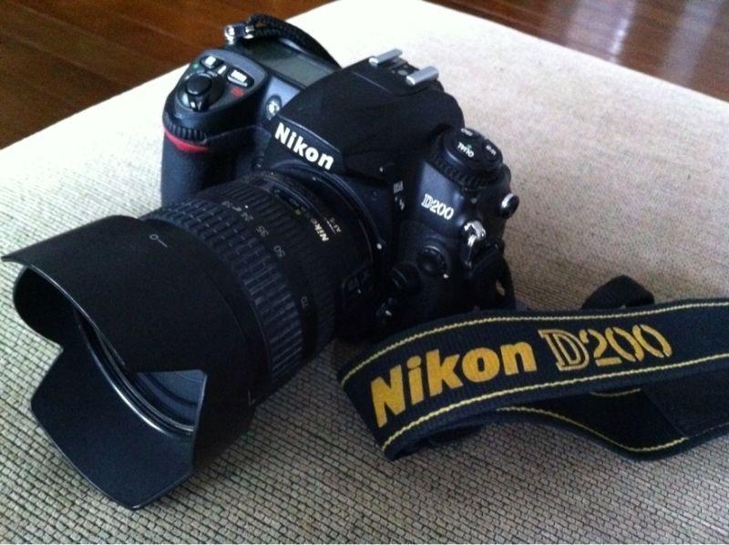 Nikon D200 with Nikon 18-70 mm / F3.5-4.5 - Great Starter Kit!