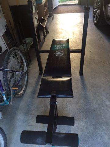 Workout Bench / Weight Rack (condition: 9.5/10)