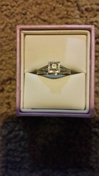 14K White Gold Diamond engagement ring & band. Reduced!!!