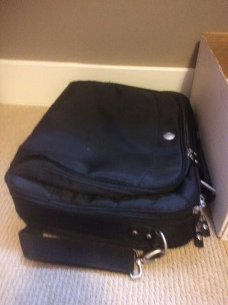 Dell Laptop bags in good condition and great price