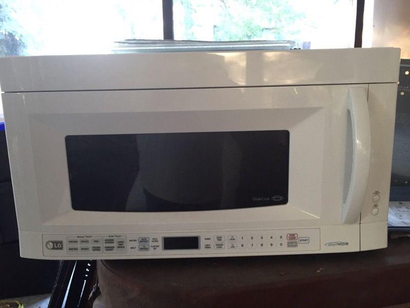 Over the stove microwave LG brand