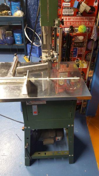 Band meat saw and grinder