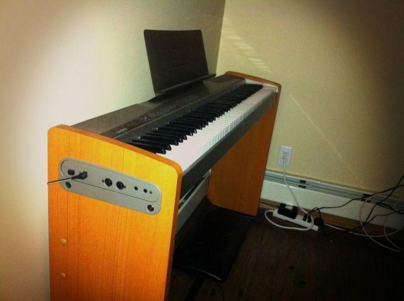 CASIO KEYBOARD PIANO FOR SALE!