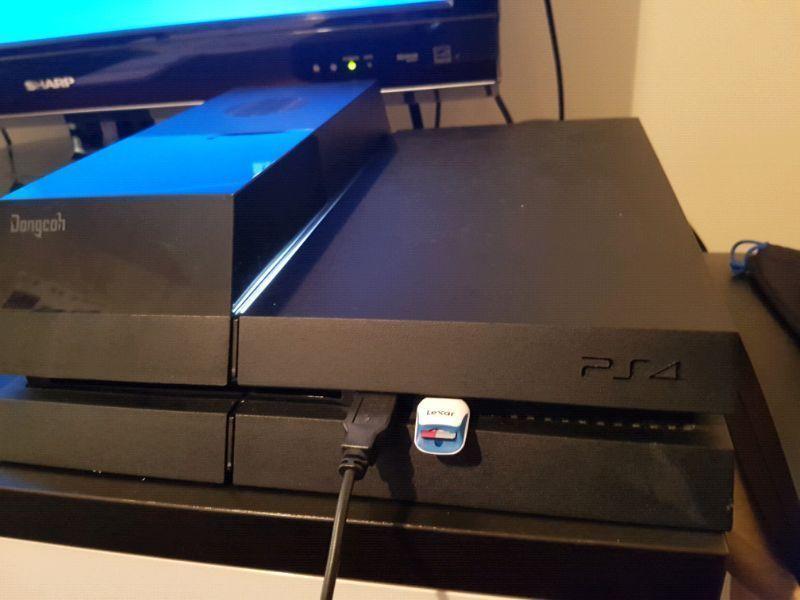 PS4 4TB good condition