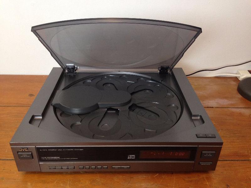 JVC XL-R204 5CD Changer Player - Great Condition