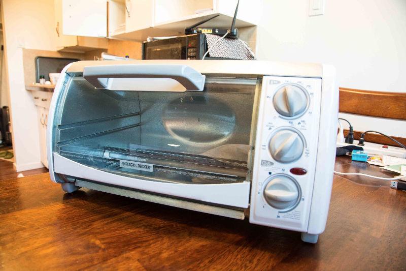 Black Decker toaster oven
