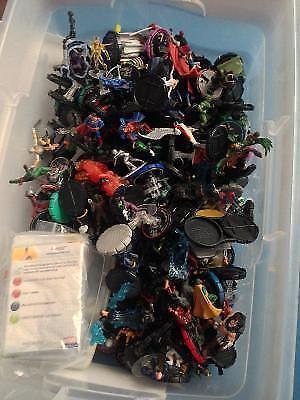 Tub of Heroclix (over 100 pieces)