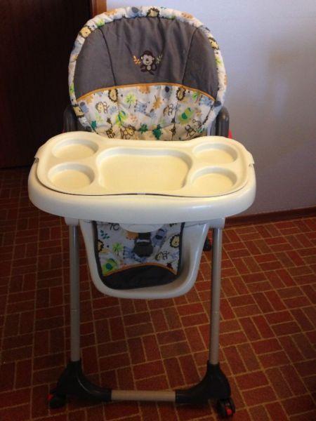 Excellent gently used Baby Trend high chair