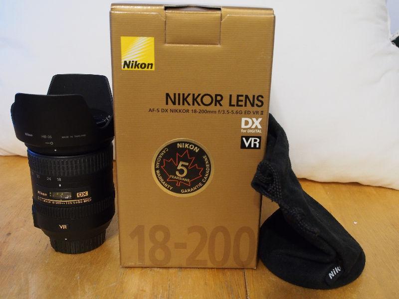 Nikon NIKKOR 18-200mm f/3.5-5.6 II DX AF-S VR ED Lens