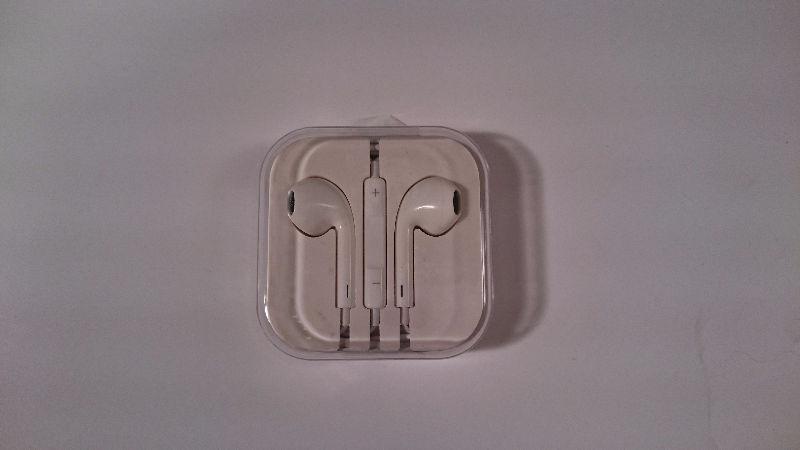 Apple iPhone Replacement Earbuds