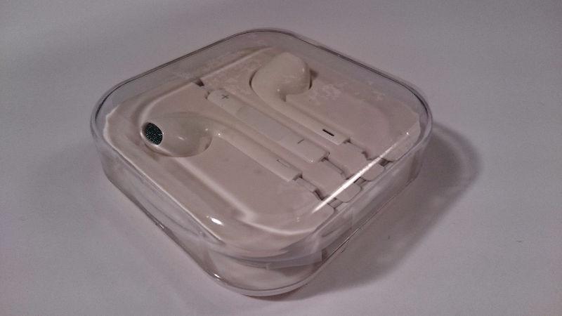 Apple iPhone Replacement Earbuds