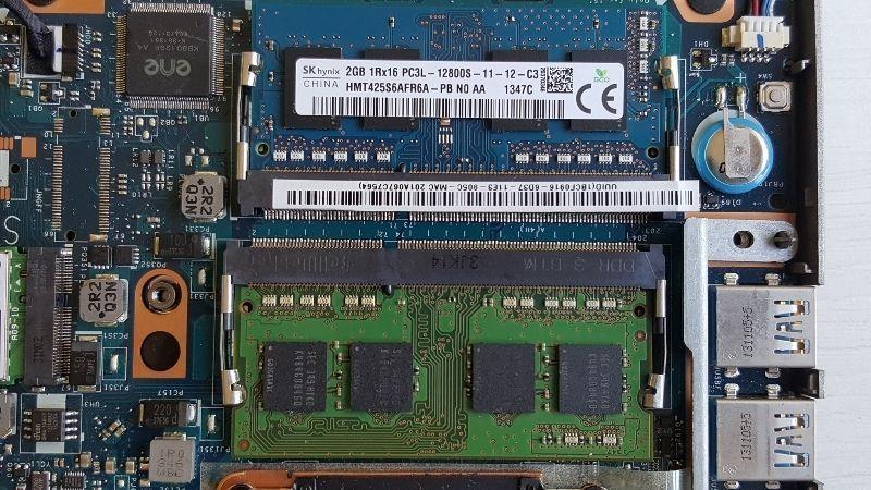 Hynix 2GB DDR3L-1600MHz (PC3L-12800) SODIMM RAM for Laptop