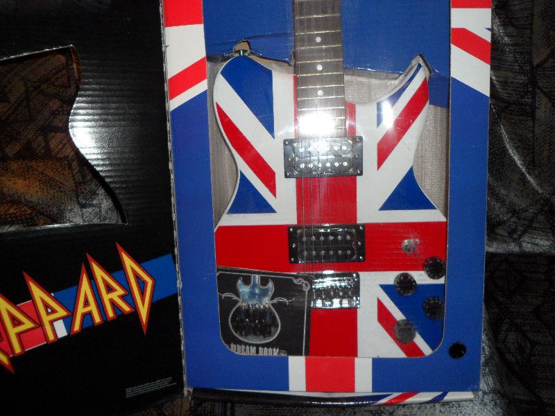 DEF LEPPARD WASHBURN LYON LIMITED ED. Electric Guitar $300